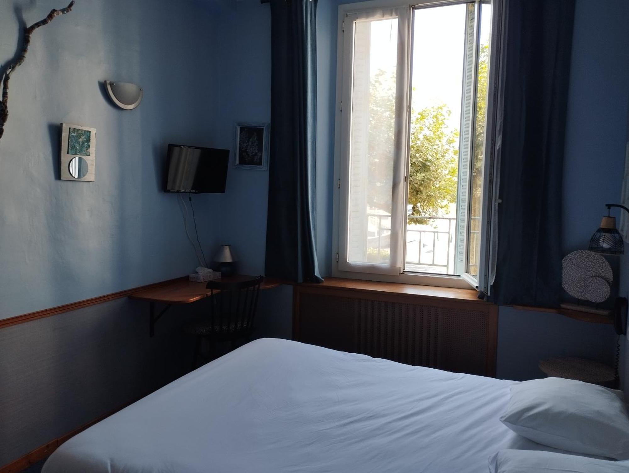 Hotel De Provence ديني-ليه-بان المظهر الخارجي الصورة